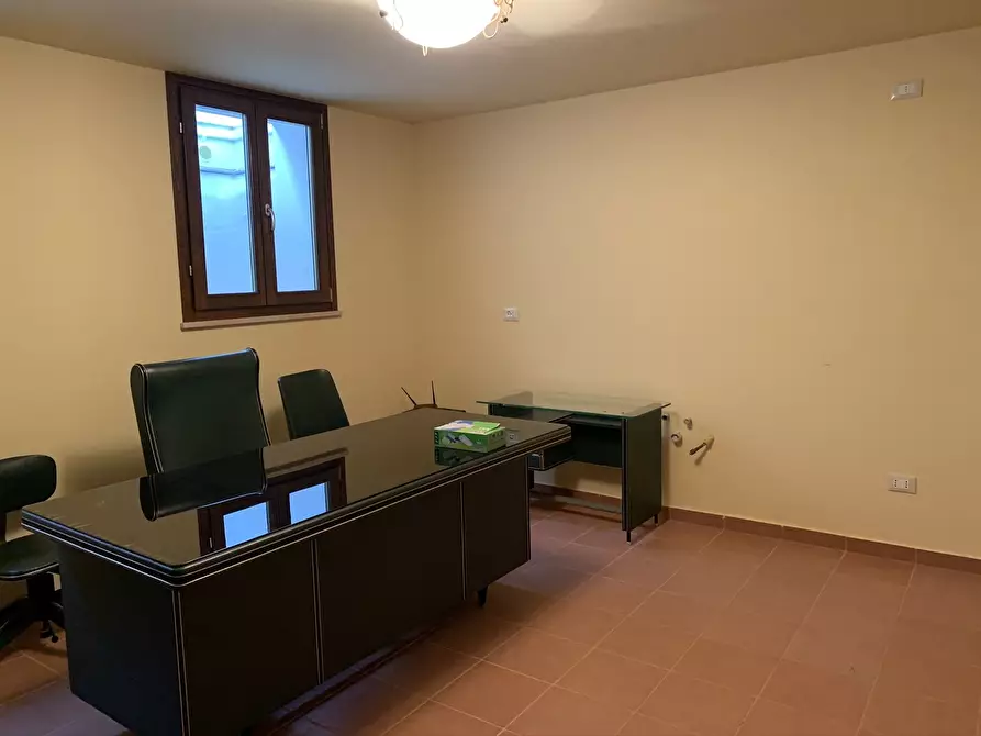 Immagine 9 di Casa trifamiliare in affitto  in Via Napoli a Ascoli Piceno