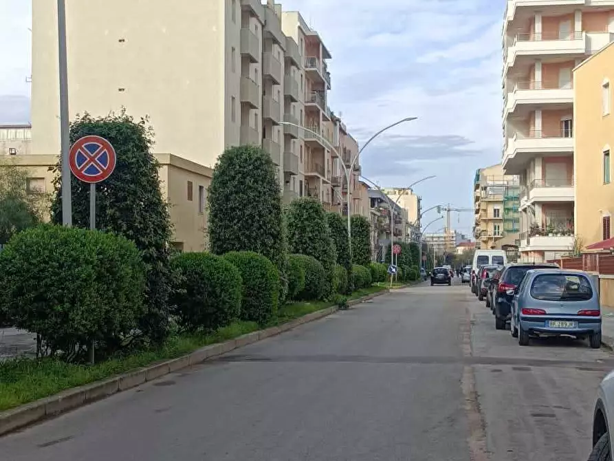 Immagine 9 di Locale commerciale in vendita  a Alghero