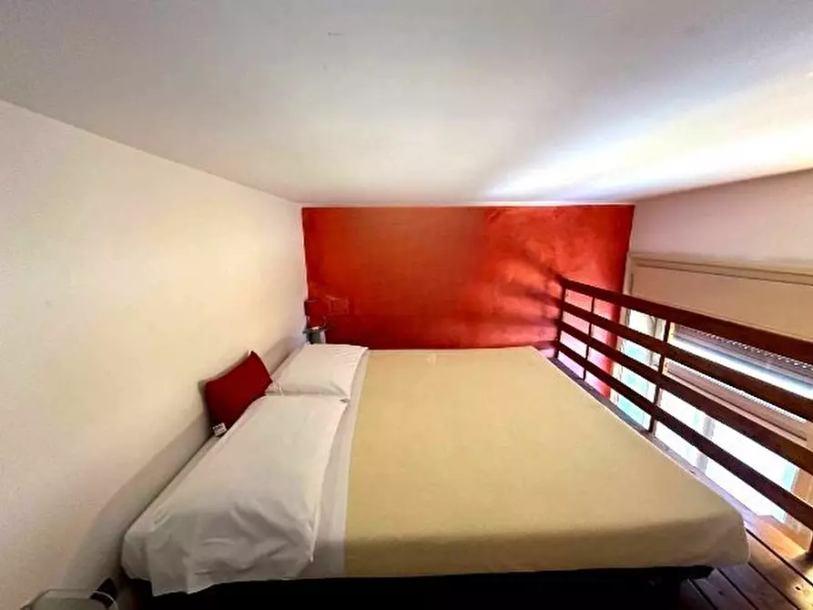 Immagine 19 di Appartamento in vendita  in CORSO GIACOMO MATTEOTTI 45 a Siracusa