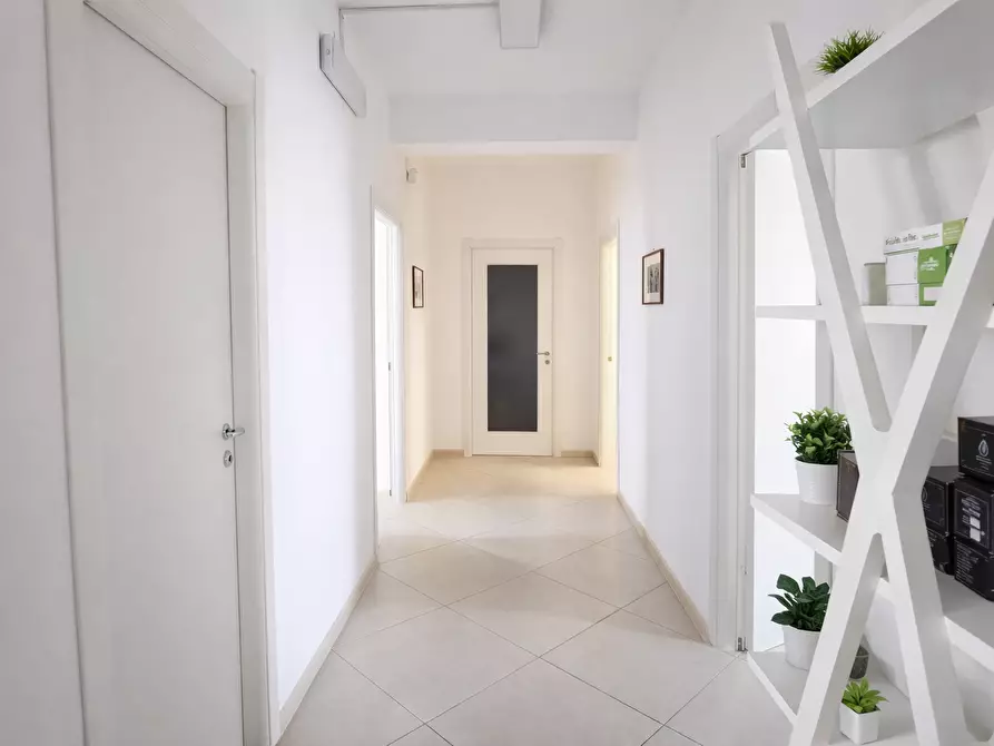 Immagine 3 di Quadrilocale in vendita  in Via Monsignor Salvatore Gozzo 5 a Siracusa