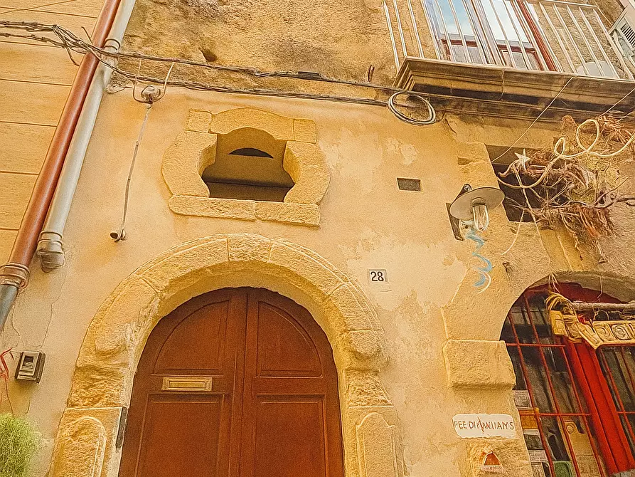 Immagine 24 di Appartamento in vendita  in VIA GEMMELLARO 23 a Siracusa