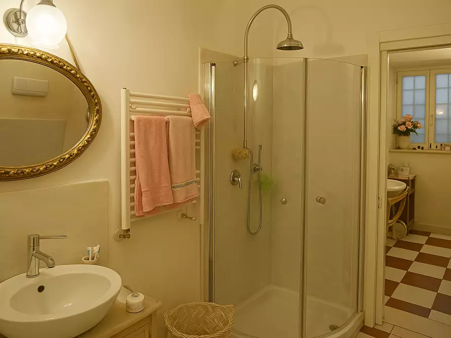 Immagine 17 di Appartamento in vendita  in Via Ruggero Settimo a Siracusa