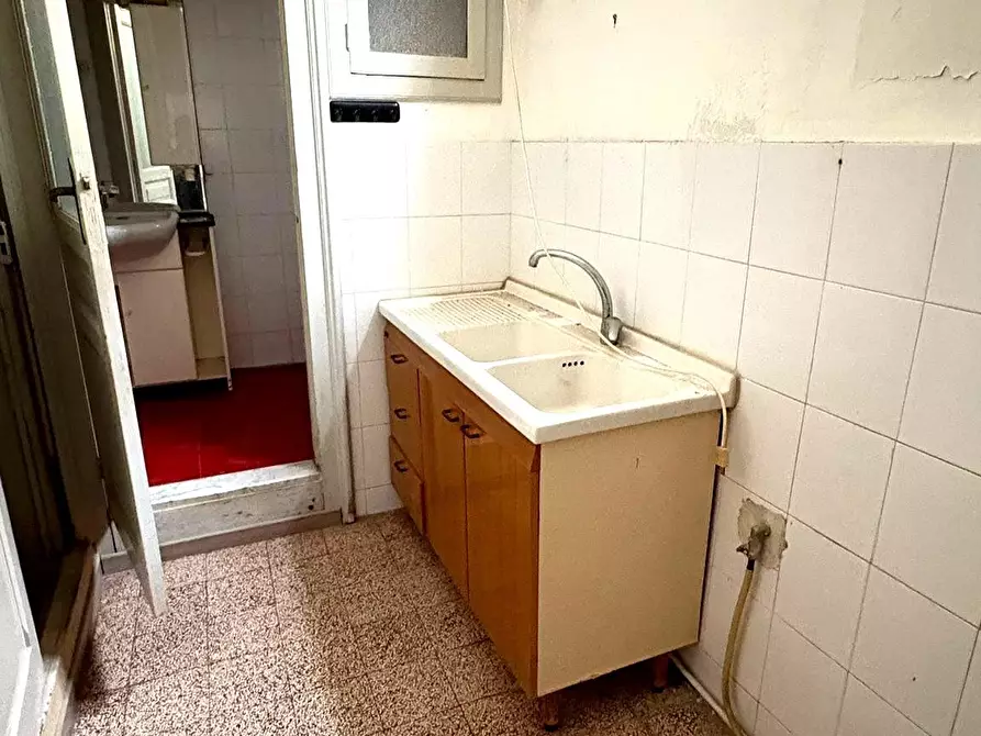 Immagine 12 di Appartamento in vendita  in VIA ADORNO 3 a Siracusa