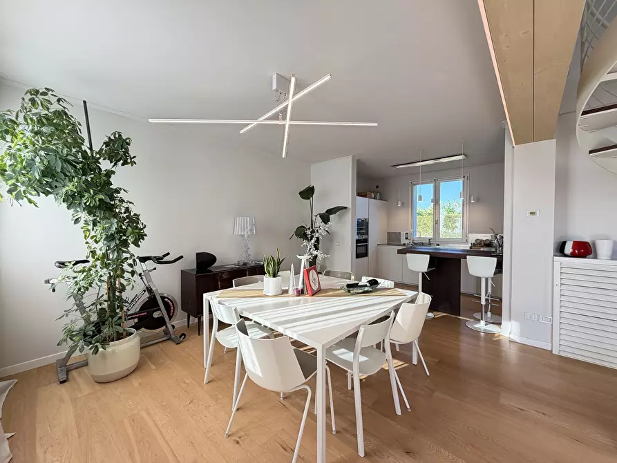 Immagine 11 di Casa bifamiliare in vendita  in Via Capannaguzzo 3721 a Cesena