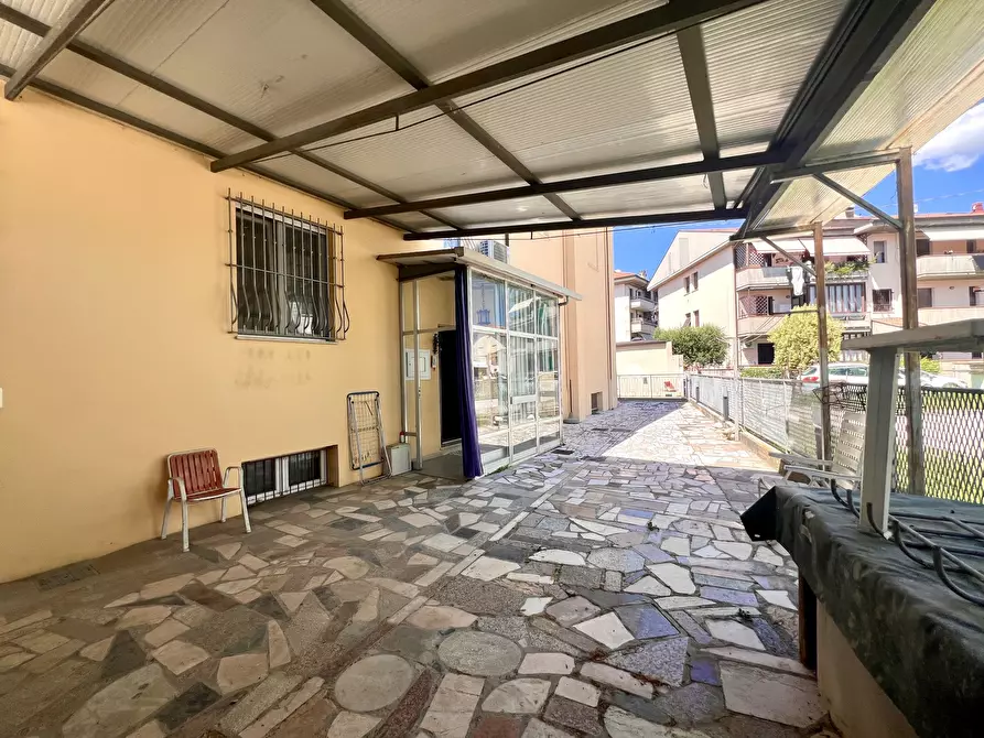 Immagine 31 di Porzione di casa in vendita  a Cesena