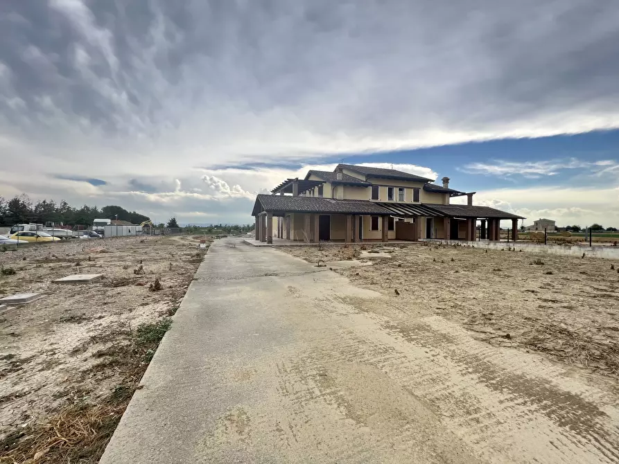 Immagine 6 di Porzione di casa in vendita  in via del Confine 3532 a Cesena