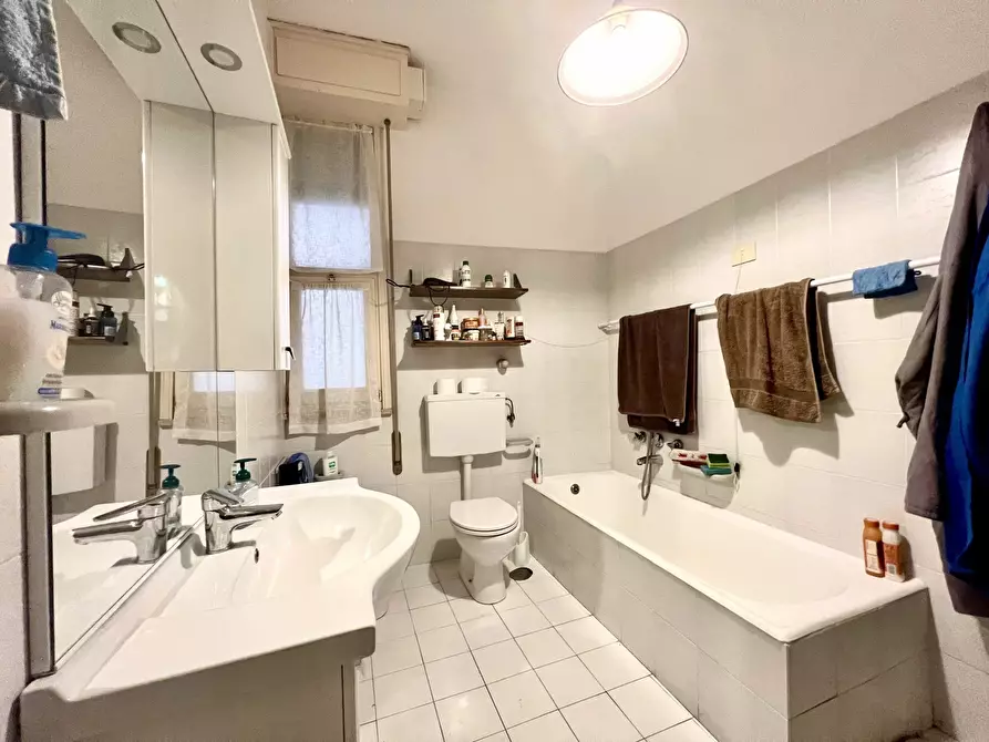 Immagine 20 di Trilocale in vendita  in Viale Gaspare Finali a Cesena