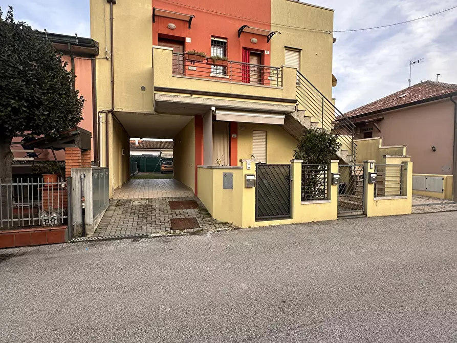 Immagine 9 di Monolocale in vendita  in Via Marmirolo 83 a Cesena