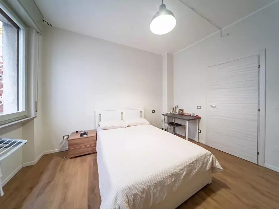 Immagine 20 di Pentalocale in vendita  in borgo basini 3 a Parma