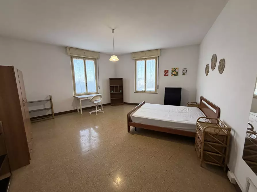 Immagine 13 di Trilocale in affitto  in Via Trento 2 a Parma