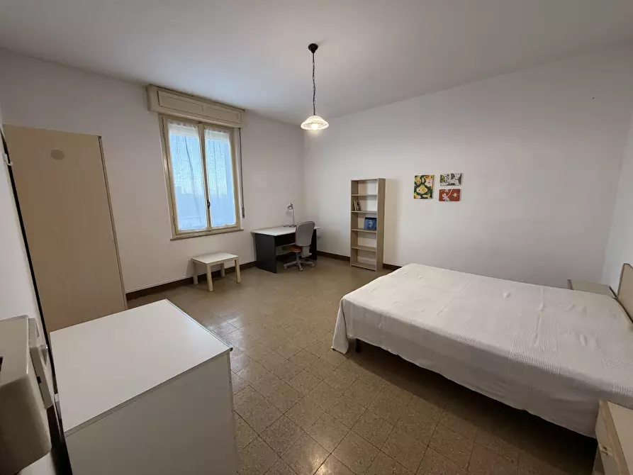 Immagine 8 di Trilocale in affitto  in Via Trento 2 a Parma