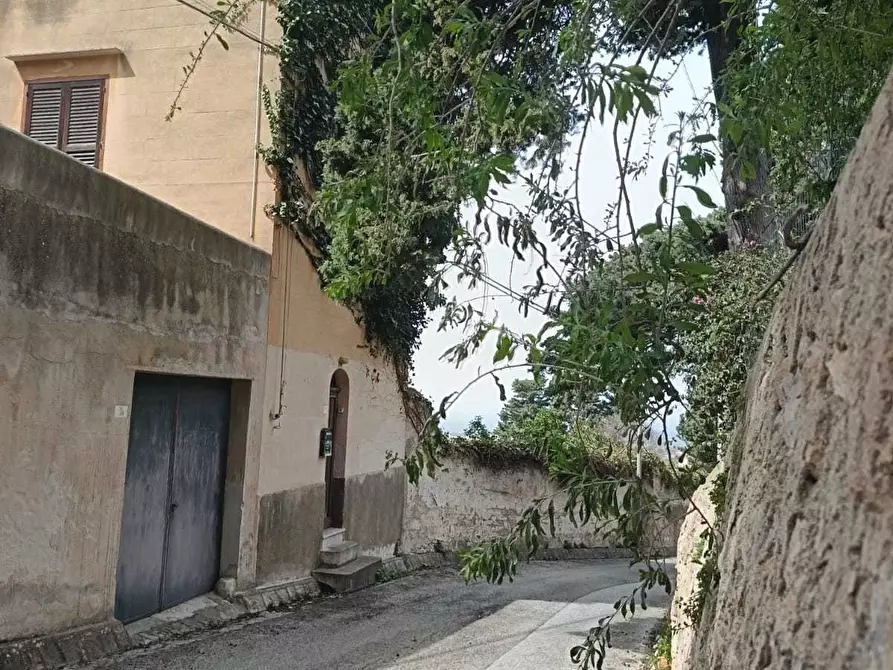 Immagine 53 di Villa in vendita  a Valderice