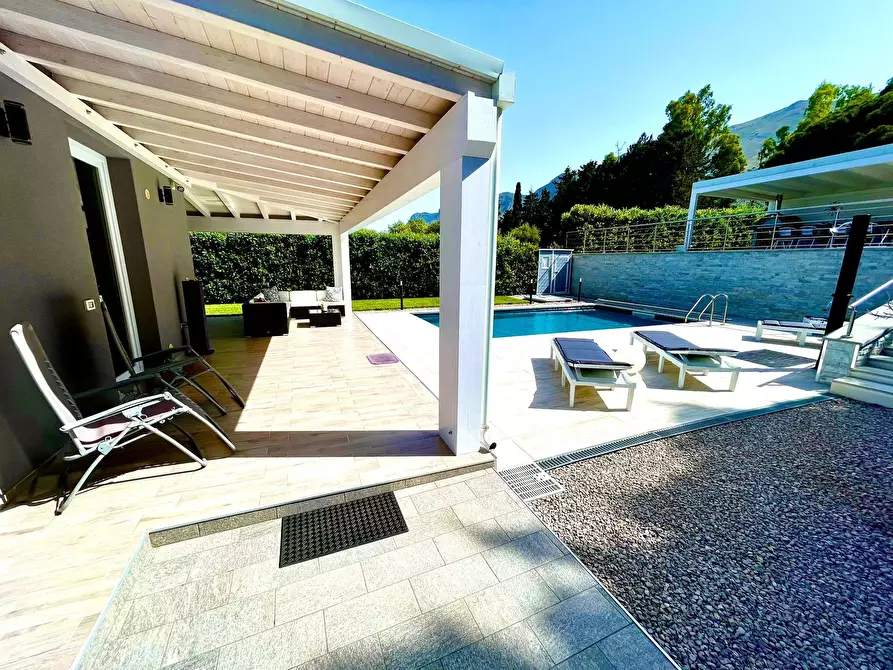 Immagine 55 di Casa semindipendente in vendita  a Altavilla Milicia