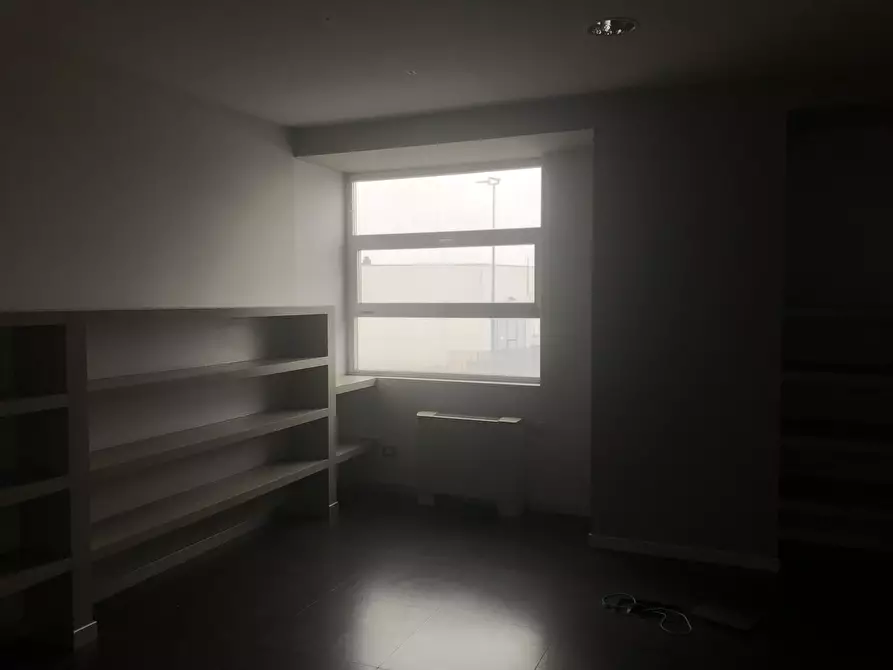 Immagine 14 di Ufficio in vendita  in Via Giovanni Paolo II 11 a Vigevano