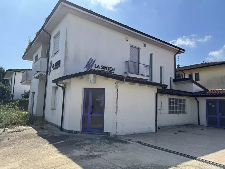 Immagine 15 di Ufficio in vendita  in Via XX Settembre 33 a Castiraga Vidardo