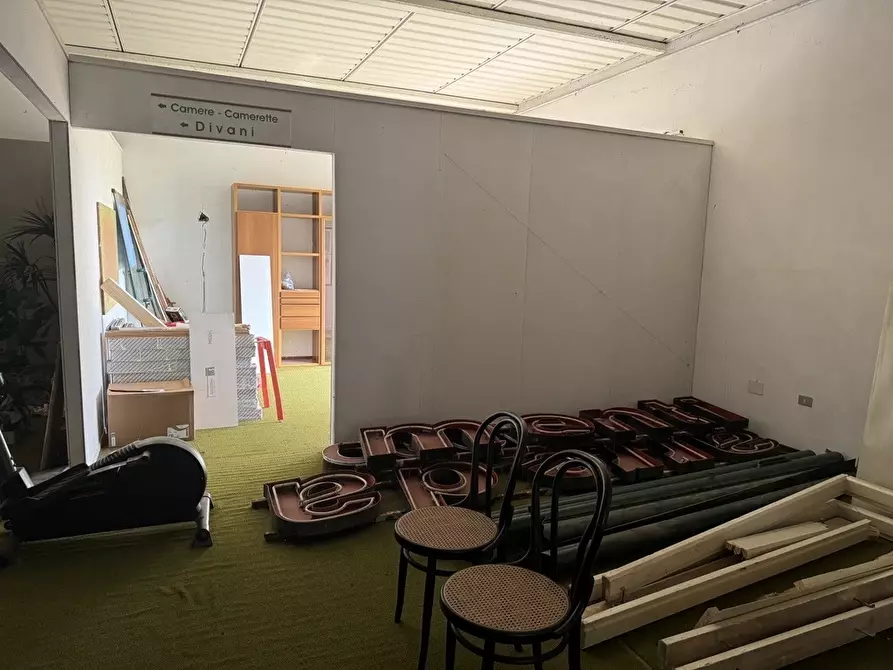 Immagine 22 di Capannone industriale in vendita  a Caselle Landi