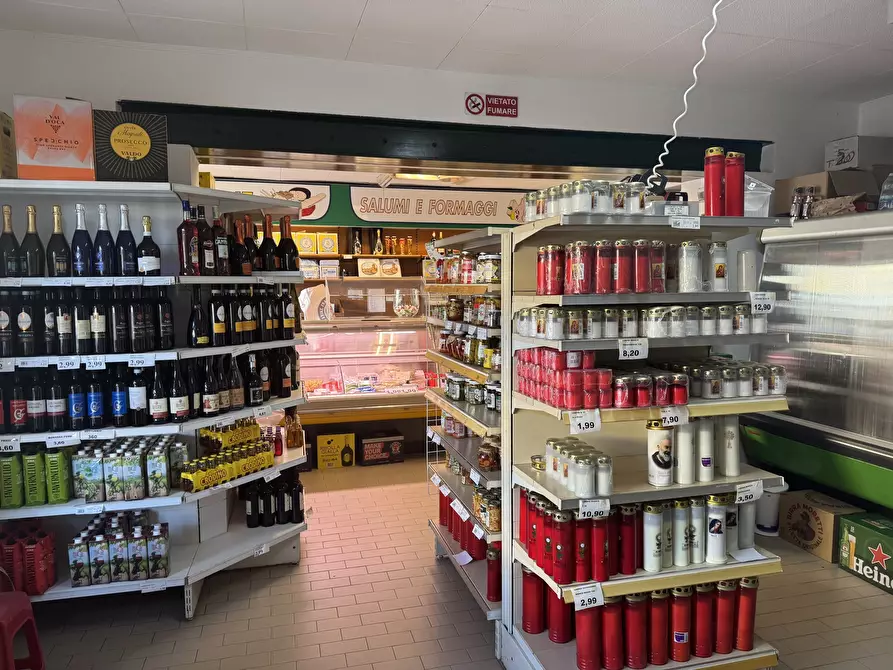 Immagine 3 di Attività commerciale in vendita  in Via Cavour 18 a Sant'angelo Lodigiano