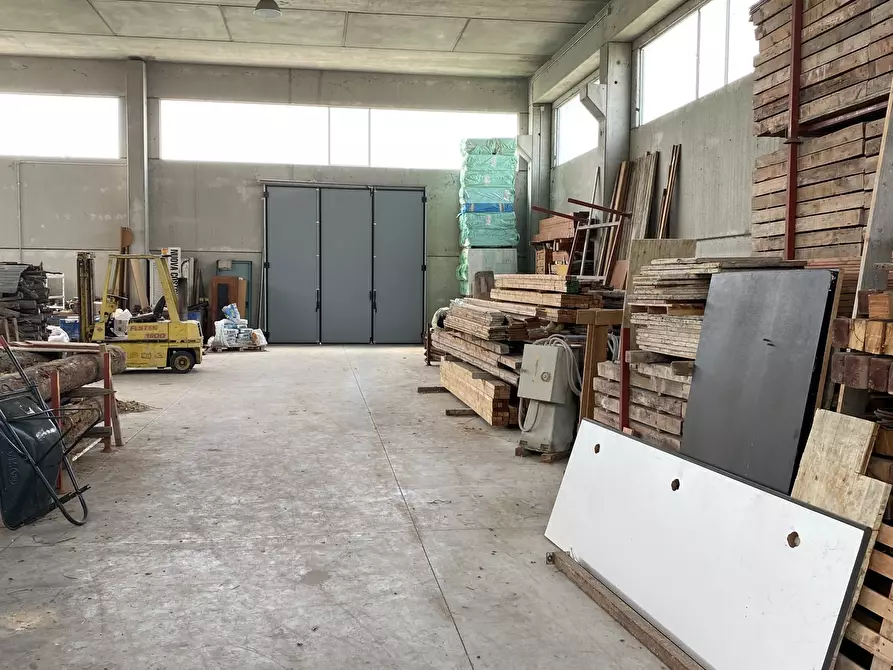 Immagine 5 di Capannone industriale in vendita  in Vicolo Granata 37 a Casalpusterlengo