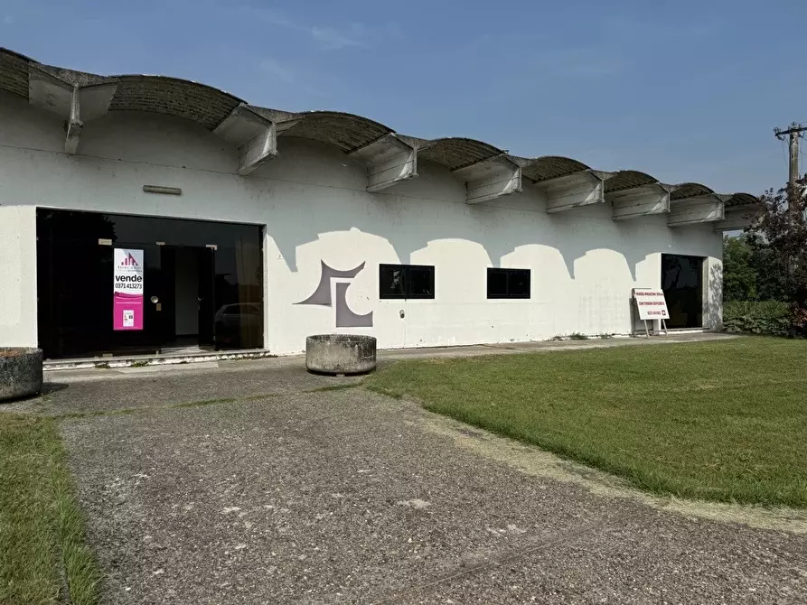 Immagine 9 di Capannone industriale in vendita  a Caselle Landi