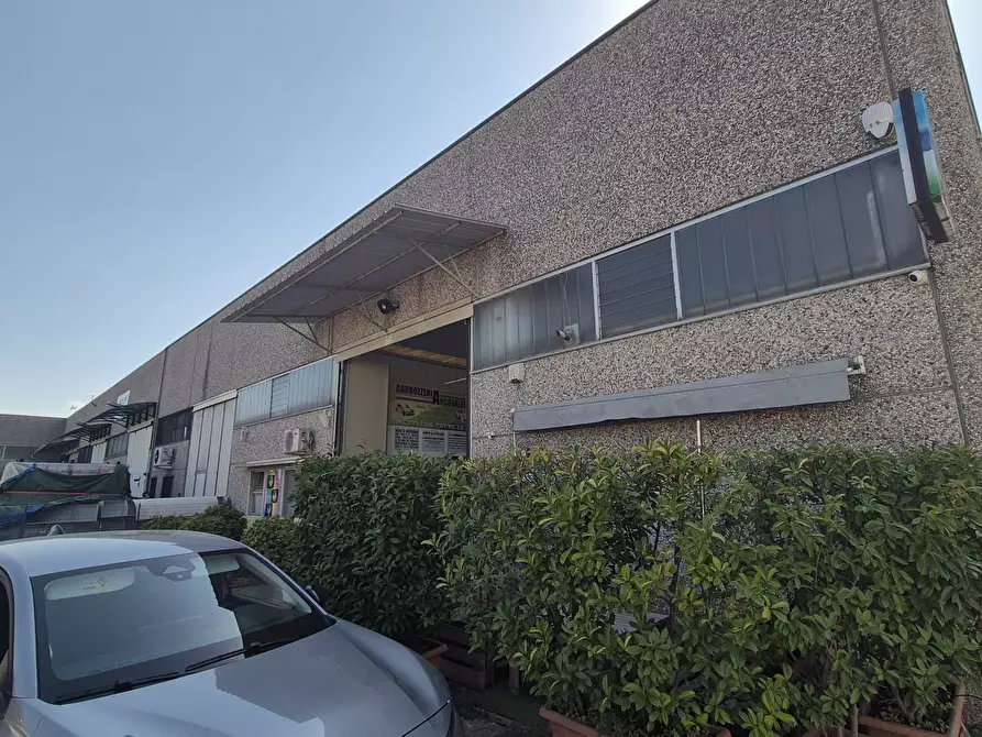 Immagine 2 di Capannone industriale in vendita  in Viale Toscana a Lodi Vecchio