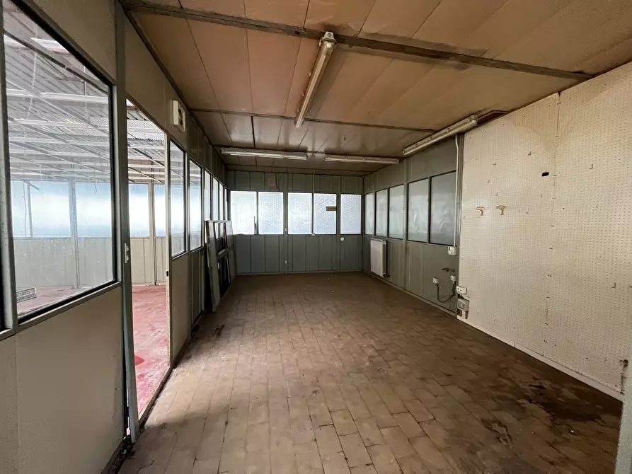 Immagine 4 di Capannone industriale in vendita  in Via Tortona 21 a Vigevano