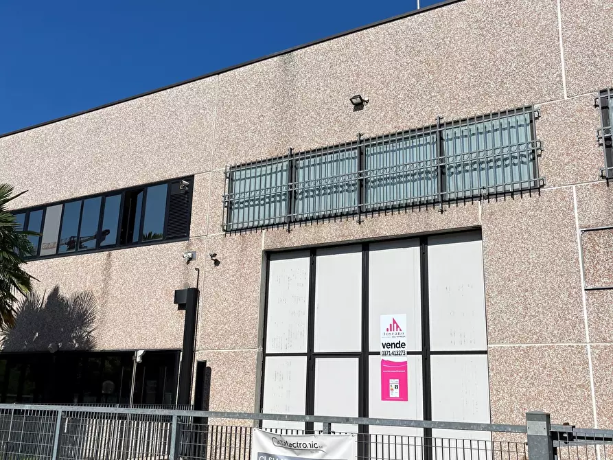 Immagine 1 di Capannone industriale in vendita  in Via Ernesto Rizzi 13S a Melegnano