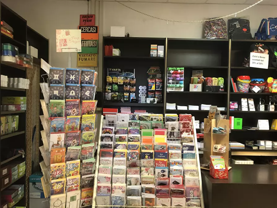 Immagine 4 di Attività commerciale in vendita  in Via San Bassiano a Lodi