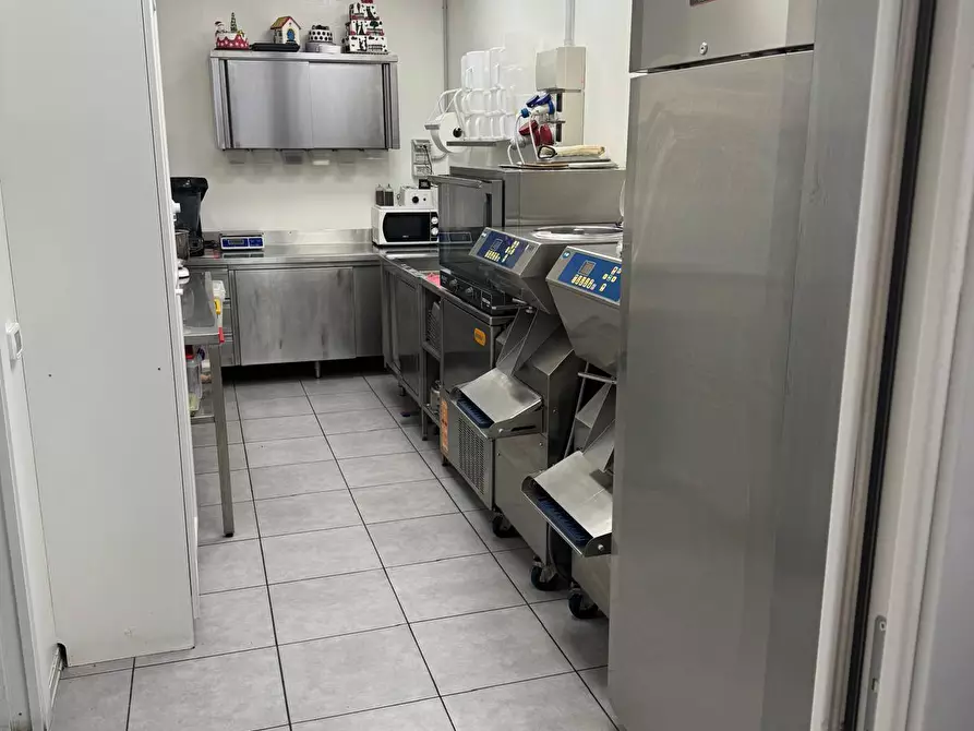 Immagine 11 di Gelateria in vendita  in Via Leonardo da Vinci 1 a Bagnolo Cremasco