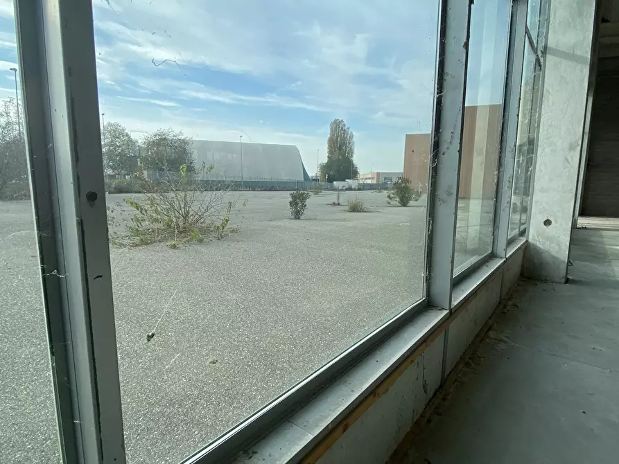 Immagine 3 di Capannone industriale in vendita  in via don milani 2 a Guardamiglio
