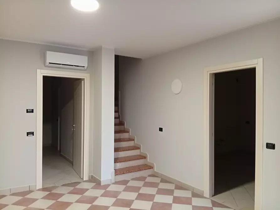 Immagine 5 di Villa in vendita  in Via Dossi 40 a Sabbioneta