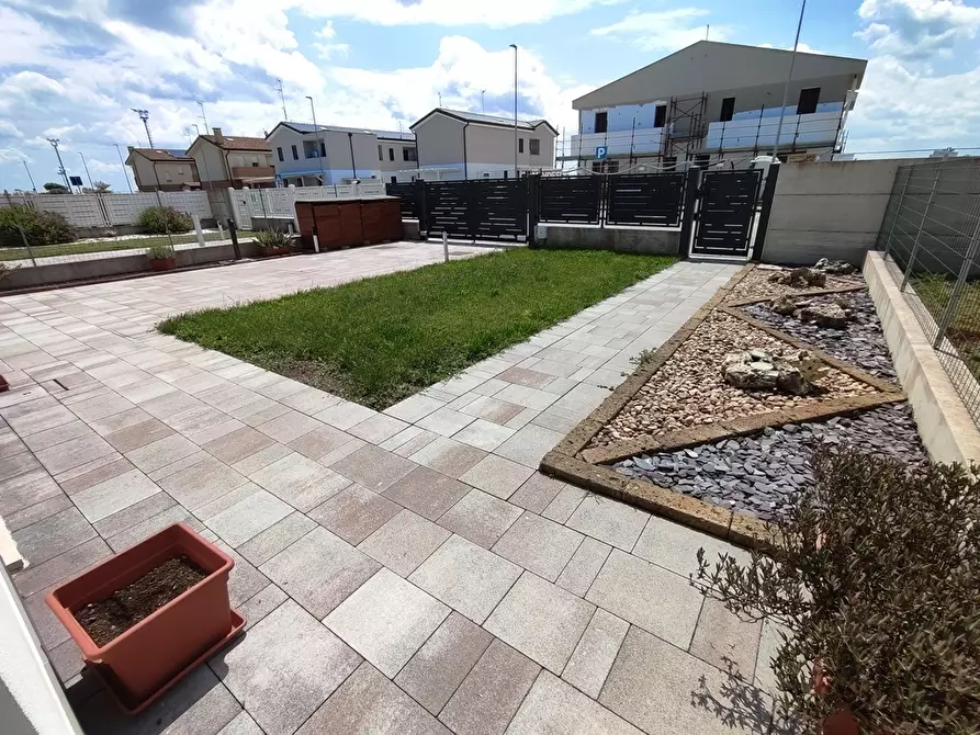 Immagine 4 di Casa bifamiliare in vendita  a Pontecchio Polesine