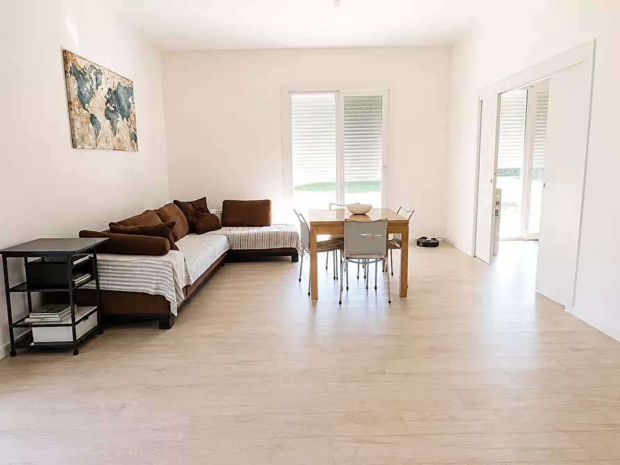 Immagine 5 di Casa indipendente in vendita  a Rovigo