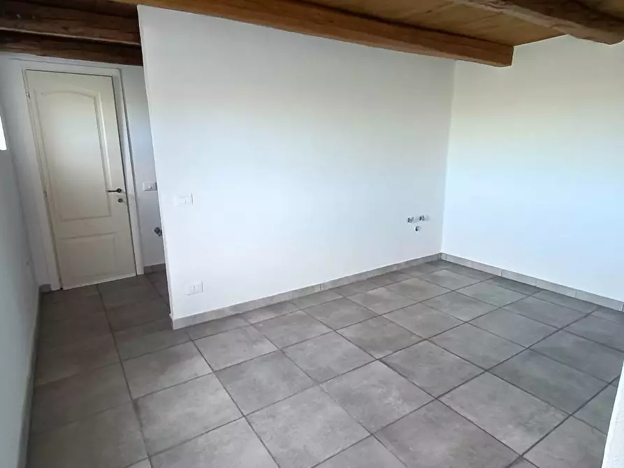 Immagine 6 di Rustico / casale in vendita  a Polesella