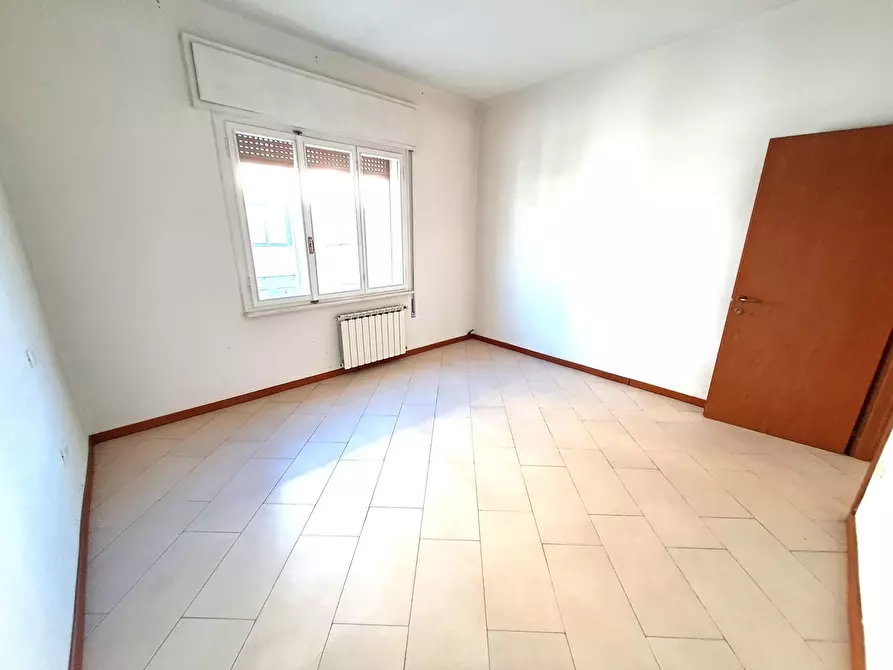 Immagine 7 di Ufficio in vendita  a Rovigo