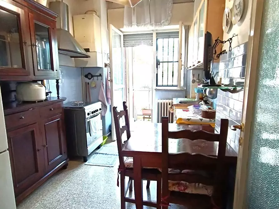 Immagine 4 di Appartamento in vendita  a Rovigo