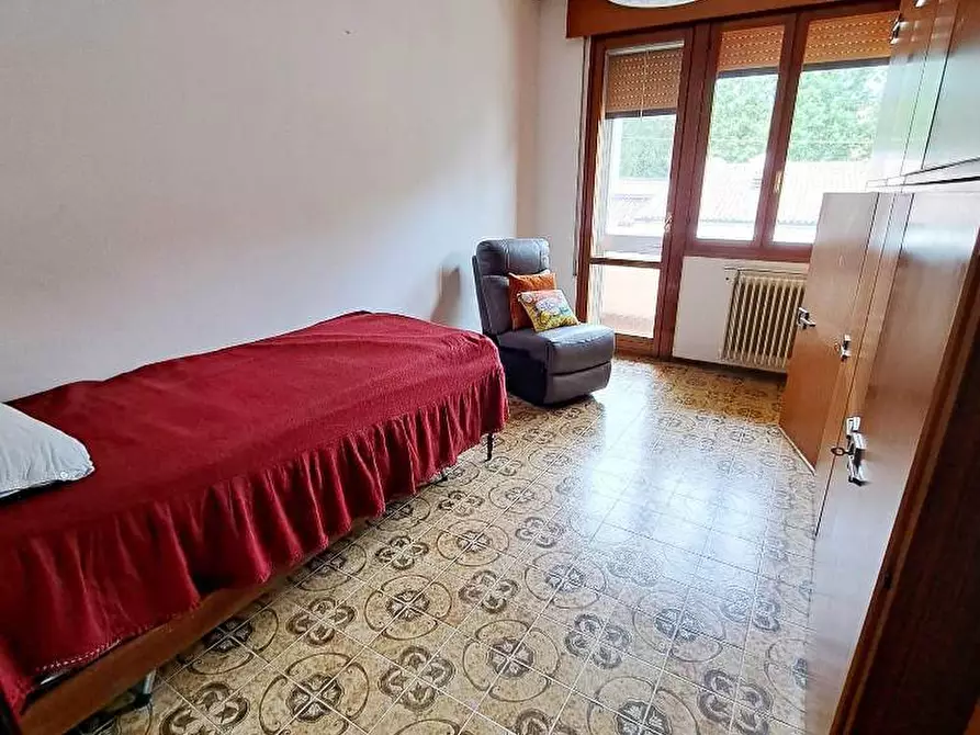 Immagine 13 di Appartamento in vendita  in Via Domenico Baroni 26 a Rovigo
