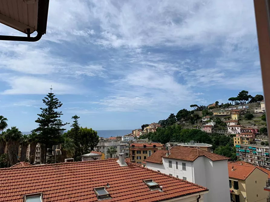 Immagine 27 di Quadrilocale in vendita  in Via Giovanni Borea a San Remo