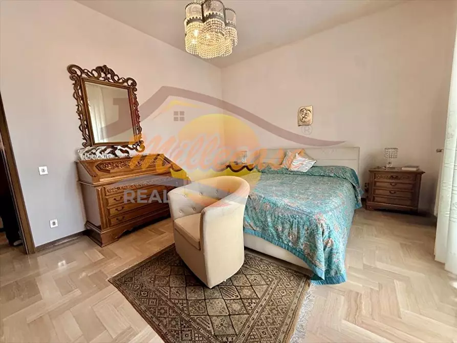 Immagine 24 di Pentalocale in vendita  in Via dei Servi di Maria a Siracusa