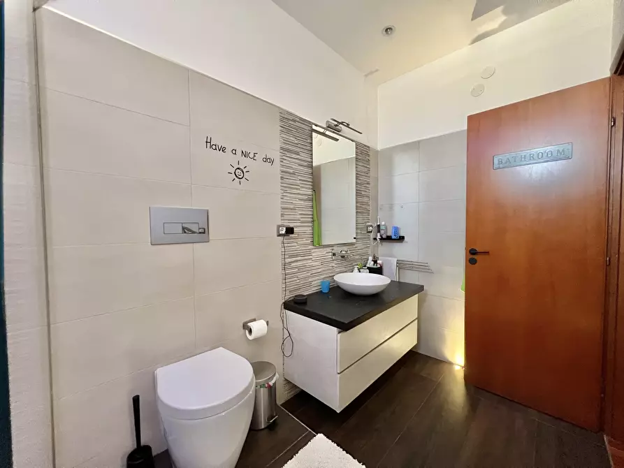 Immagine 19 di Appartamento in vendita  in via selinunte a Siracusa