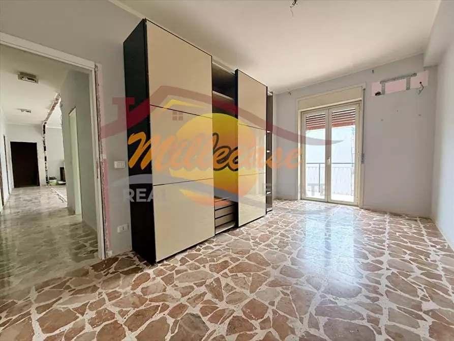 Immagine 17 di Pentalocale in vendita  in Via Monte Bianco a Siracusa