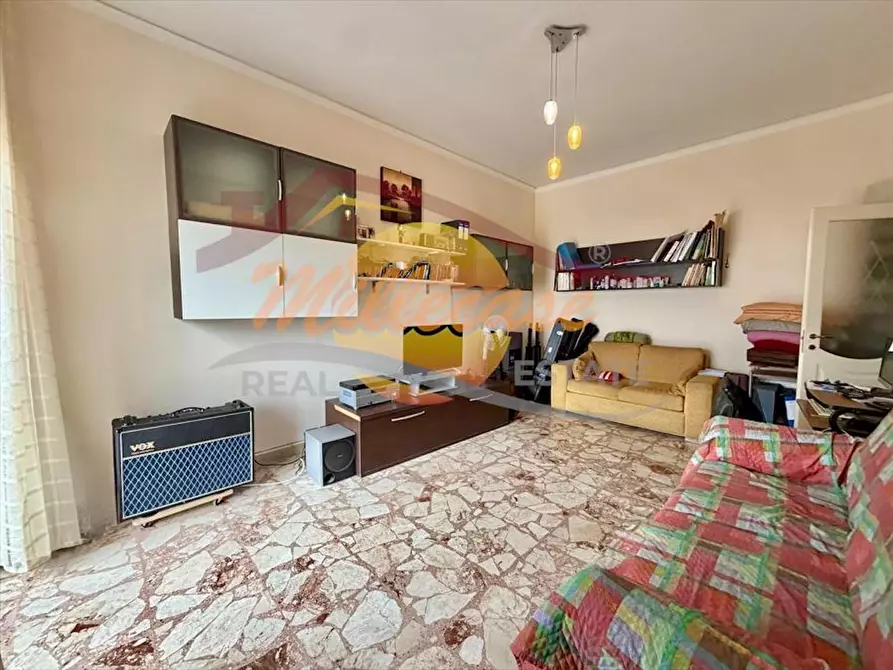 Immagine 5 di Pentalocale in vendita  in Viale Santa Panagia a Siracusa