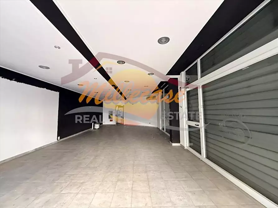 Immagine 7 di Locale commerciale in vendita  in Viale Zecchino a Siracusa