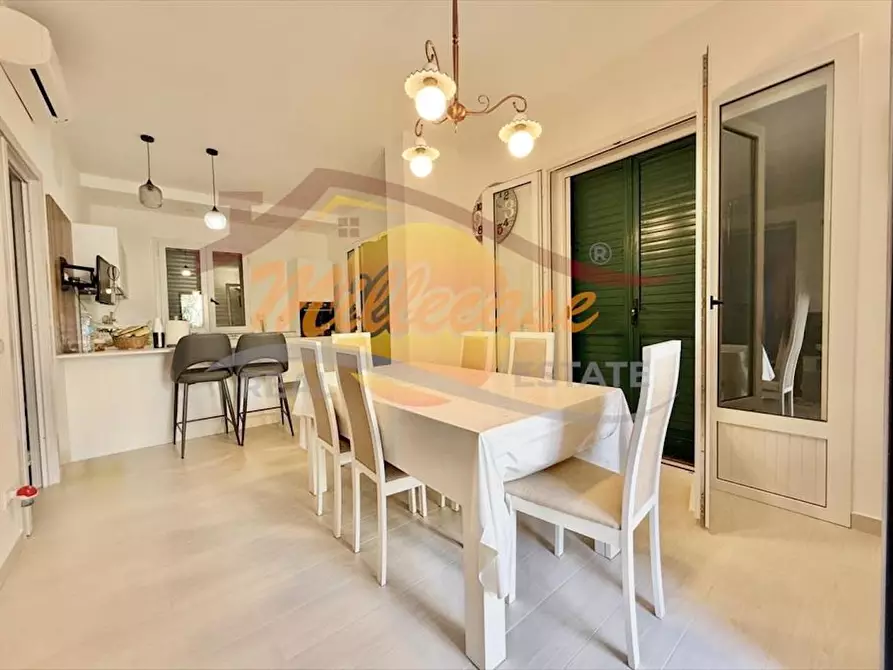 Immagine 3 di Villa in vendita  in VIA MER NERO a Siracusa