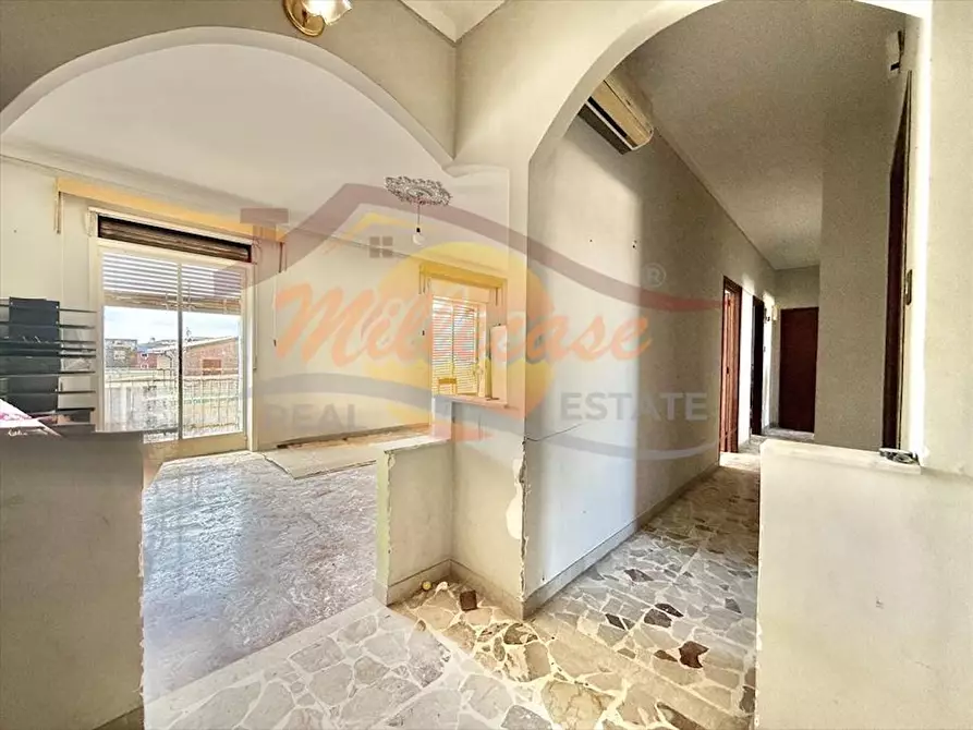 Immagine 12 di Pentalocale in vendita  in VIA MASCALUCIA a Siracusa