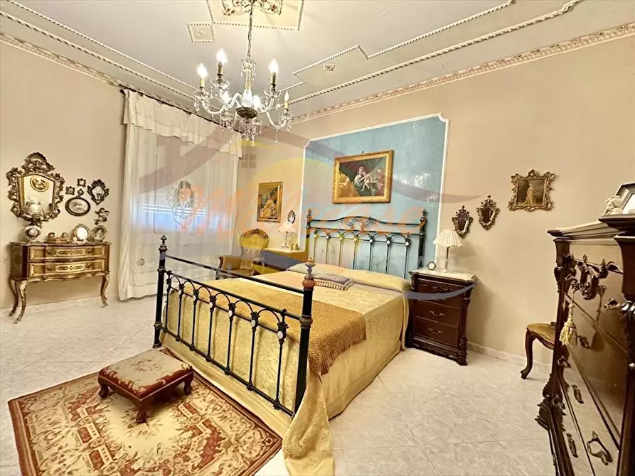 Immagine 25 di Pentalocale in vendita  in VIALE TICA a Siracusa