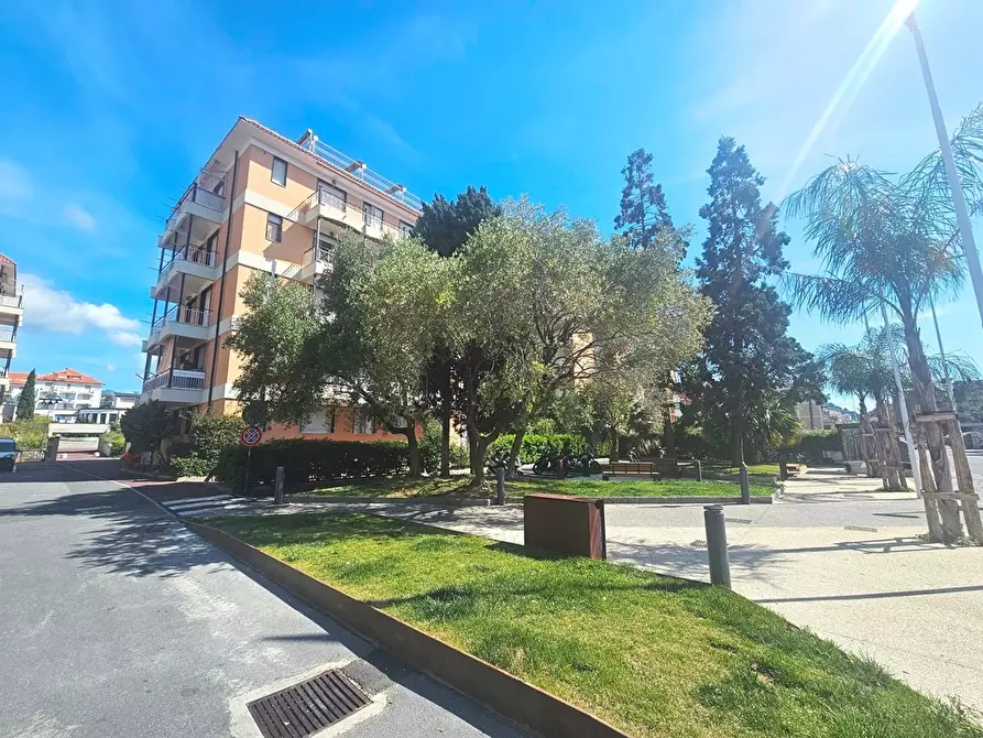 Immagine 2 di Bilocale in affitto  a San Bartolomeo Al Mare