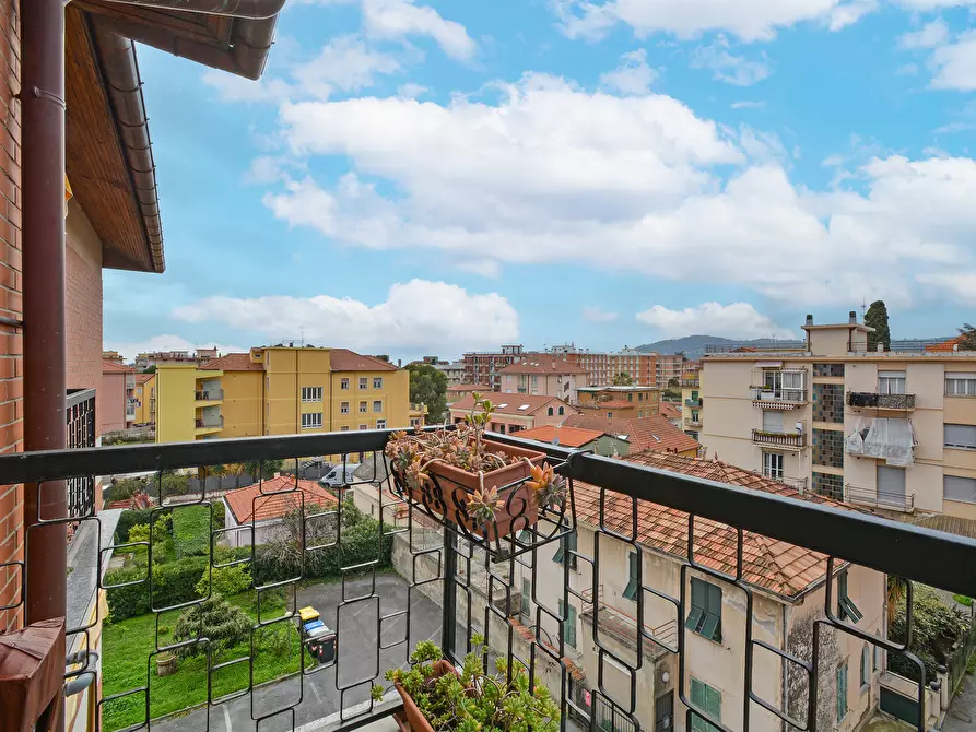 Immagine 27 di Attico in vendita  in Via Roma a San Bartolomeo Al Mare