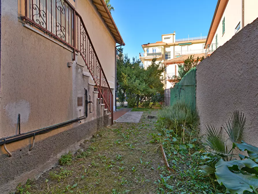 Immagine 17 di Casa indipendente in vendita  in Via Indiani 19 a Diano Marina