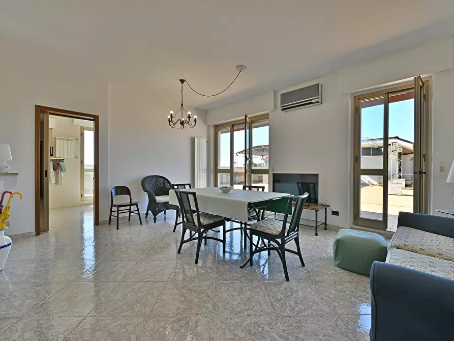 Immagine 11 di Attico in vendita  in Viale Europa 5 a San Bartolomeo Al Mare