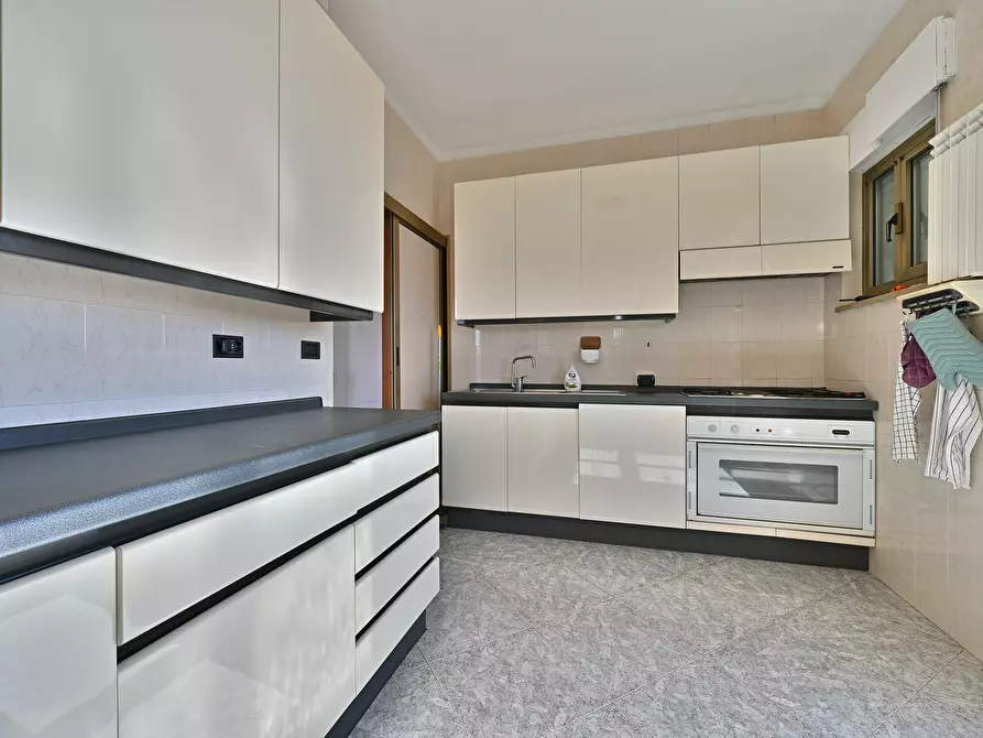 Immagine 33 di Attico in vendita  in Viale Europa 5 a San Bartolomeo Al Mare